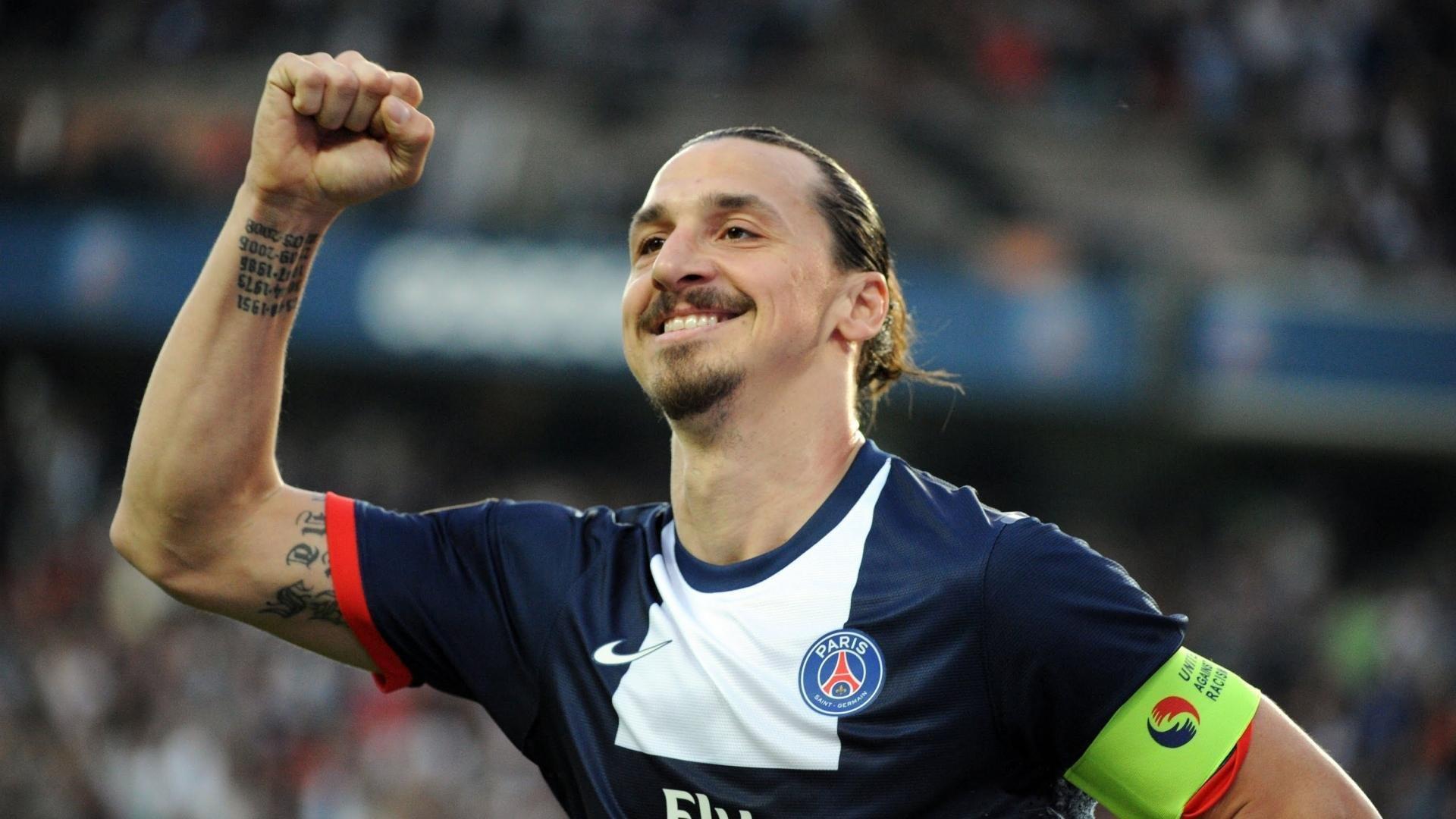 詹姆斯关键三分绝杀！湖人险胜勇士挺进季后赛